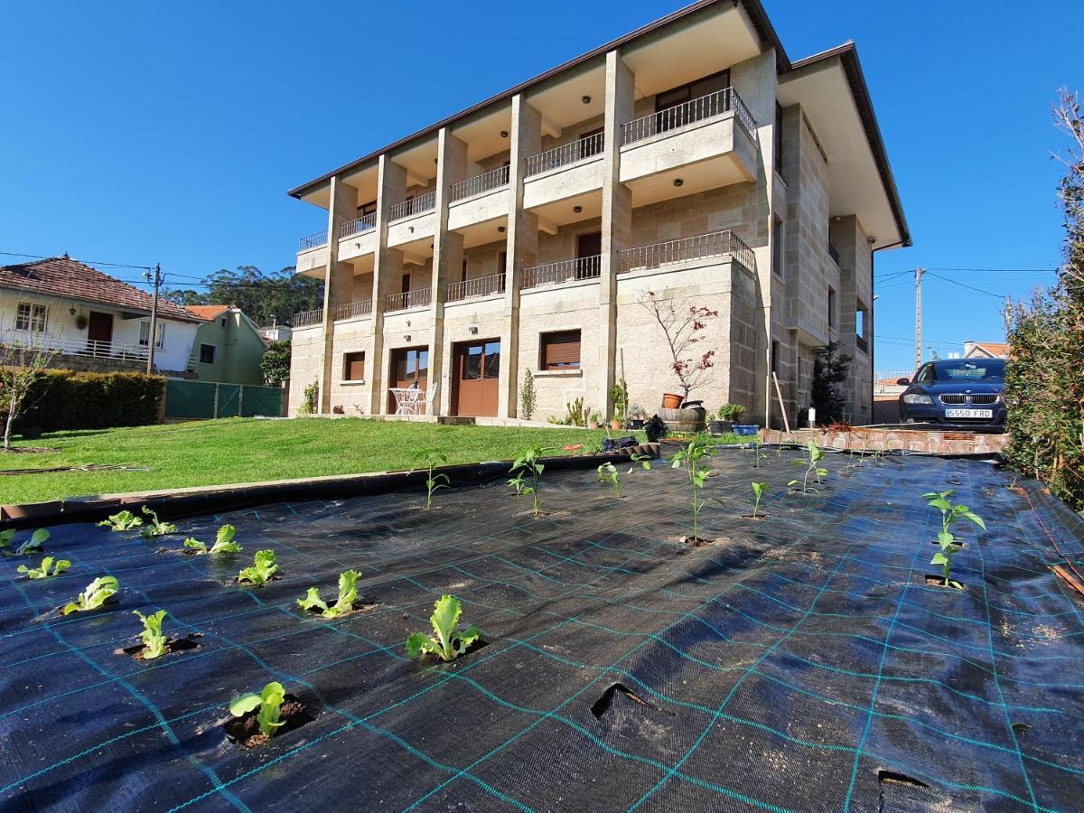 Apartamentos Ria De Aldán Esterno foto