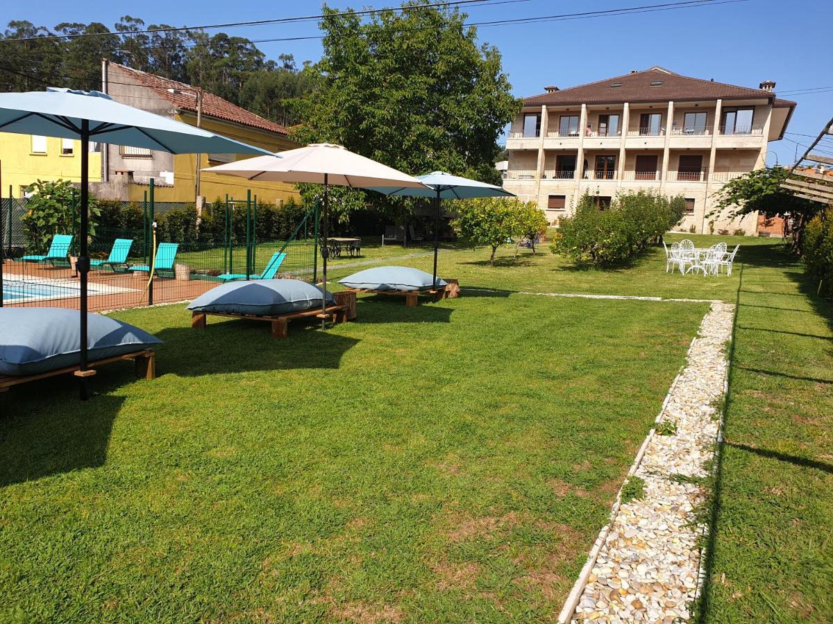 Apartamentos Ria De Aldán Esterno foto